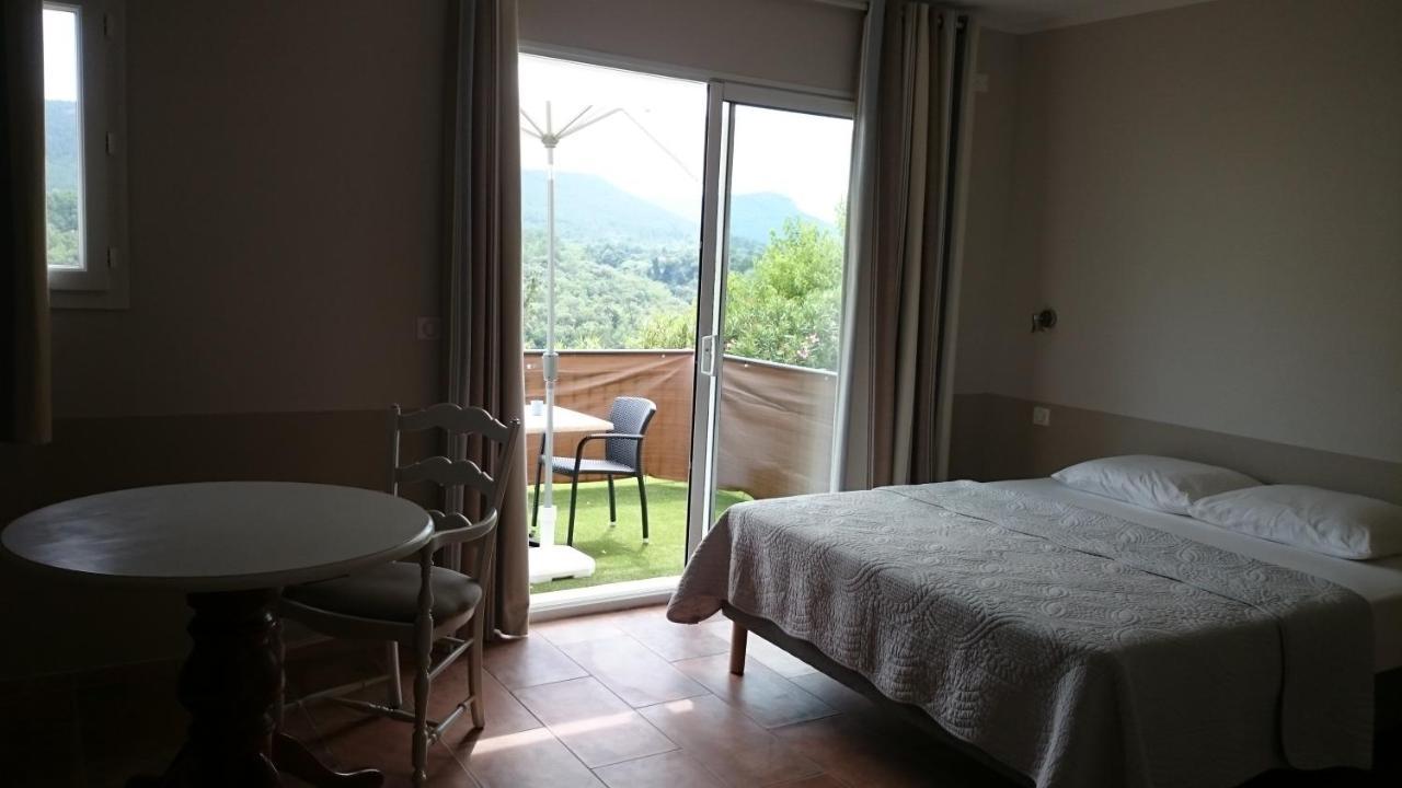 Au Relais Provencal Hotel Bagnols-en-Foret Luaran gambar