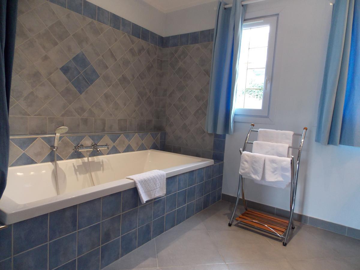 Au Relais Provencal Hotel Bagnols-en-Foret Luaran gambar